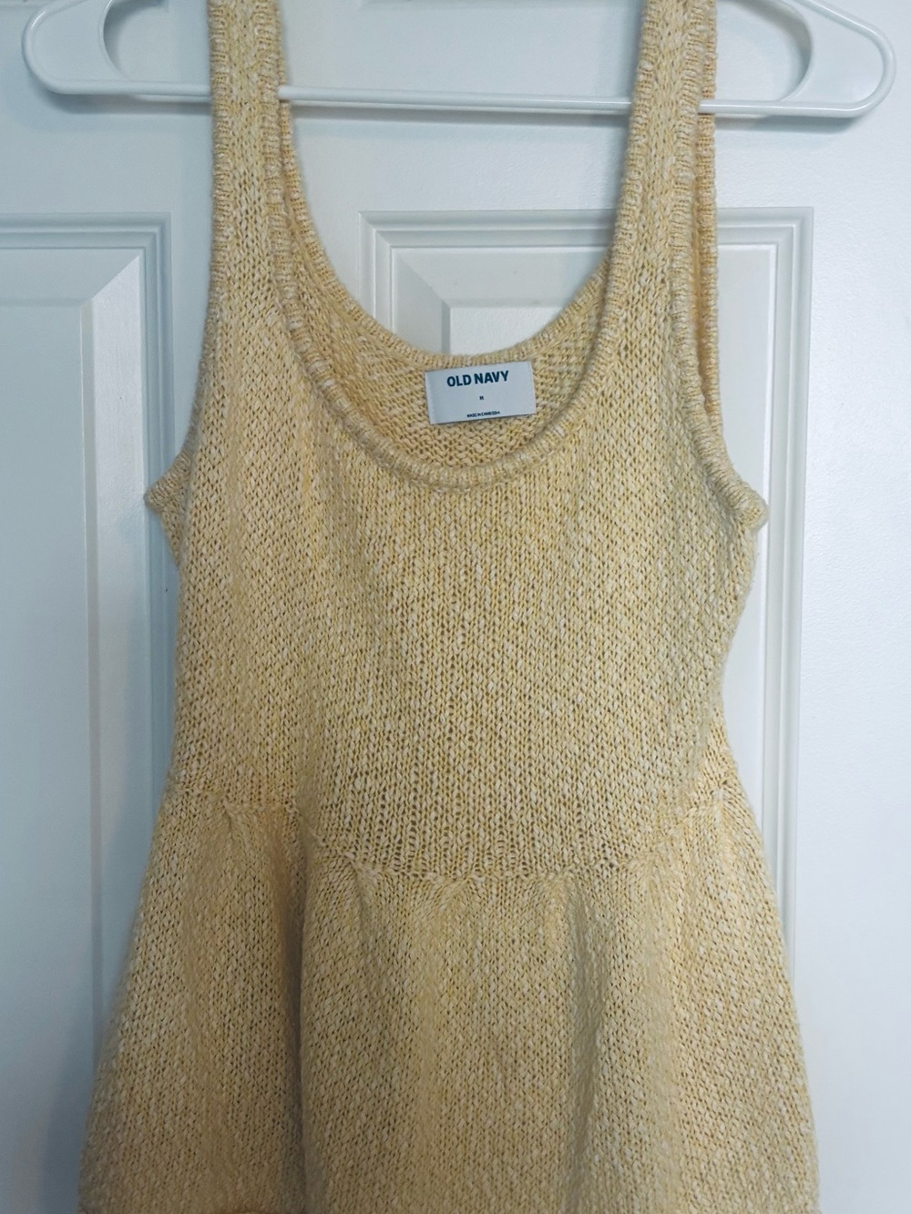 Old Navy Sleeveless Textured Peplum Hem Sweater Tank Size M